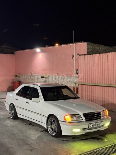 Mercedes C 230 2000, 297,000 km - 2.3 l - Bakı