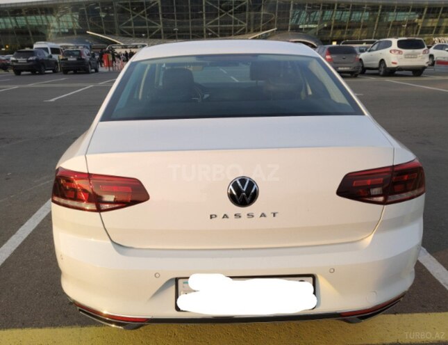 Volkswagen Passat 2021, 40,388 km - 2.0 l - Bakı
