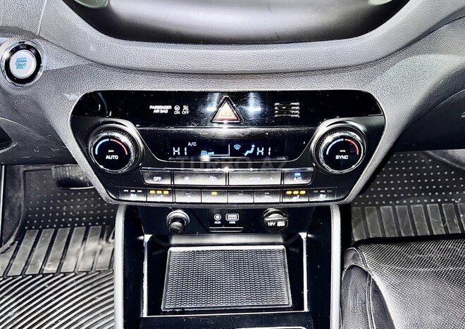 Hyundai Tucson 2017, 131,000 km - 2.0 l - Bakı