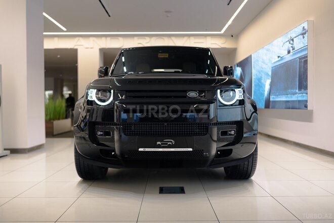 Land Rover Defender-1