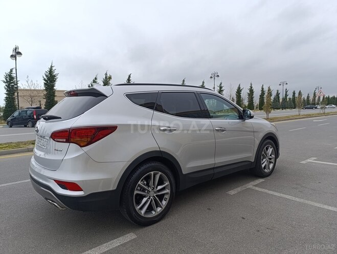Hyundai Santa Fe-10