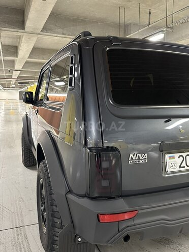 LADA (VAZ) Niva 2024, 23,000 km - 1.7 l - Gəncə