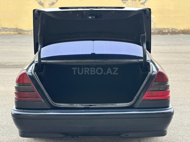 Mercedes C 180 1998, 250,000 km - 1.8 l - Salyan