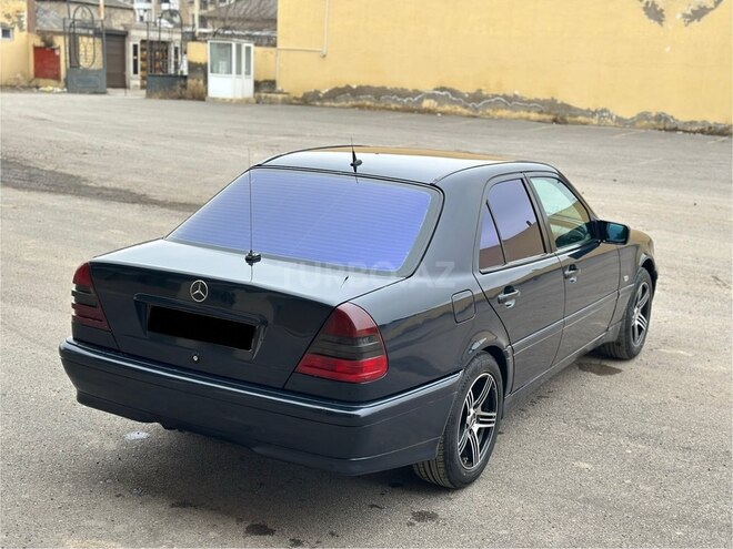 Mercedes C 180 1998, 250,000 km - 1.8 l - Salyan