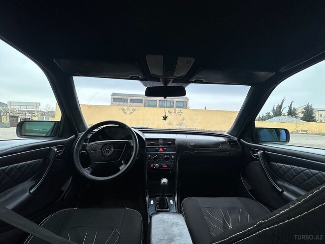Mercedes C 180 1998, 250,000 km - 1.8 l - Salyan