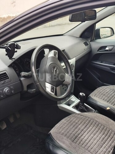 Opel Astra 2009, 205,000 km - 1.4 l - Bakı