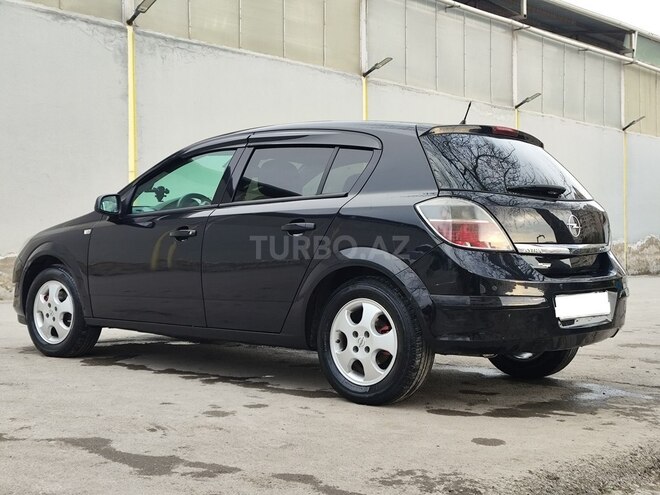 Opel Astra 2009, 205,000 km - 1.4 l - Bakı