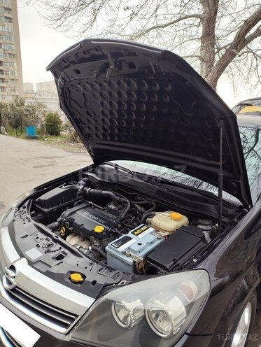 Opel Astra 2009, 205,000 km - 1.4 l - Bakı