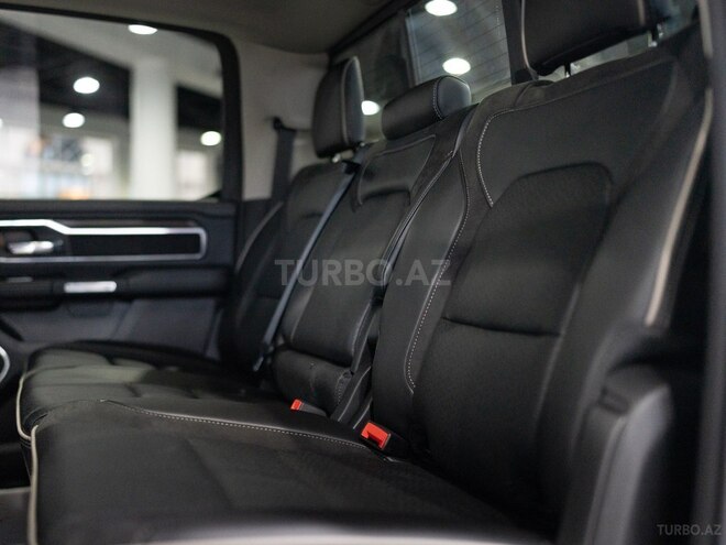Dodge Ram-21