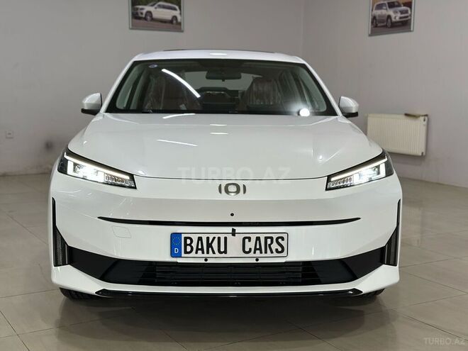 Changan Qiyuan A05-1