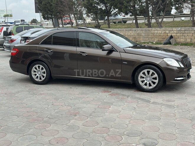 Mercedes E 220 d 2009, 235,000 km - 2.2 l - Sumqayıt