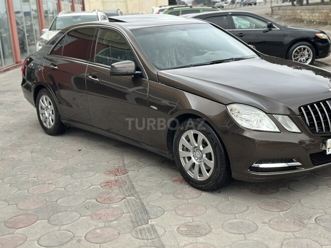 Mercedes E 220 d 2009, 235,000 km - 2.2 l - Sumqayıt