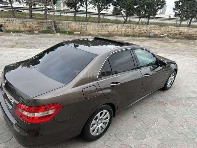 Mercedes E 220 d 2009, 235,000 km - 2.2 l - Sumqayıt