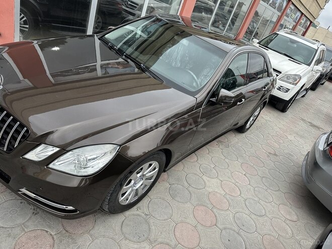 Mercedes E 220 d 2009, 235,000 km - 2.2 l - Sumqayıt