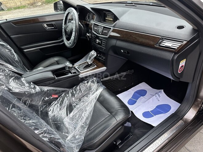 Mercedes E 220 d 2009, 235,000 km - 2.2 l - Sumqayıt