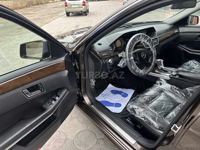 Mercedes E 220 d 2009, 235,000 km - 2.2 l - Sumqayıt