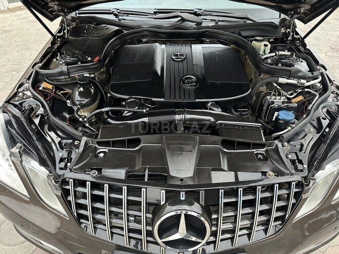 Mercedes E 220 d 2009, 235,000 km - 2.2 l - Sumqayıt