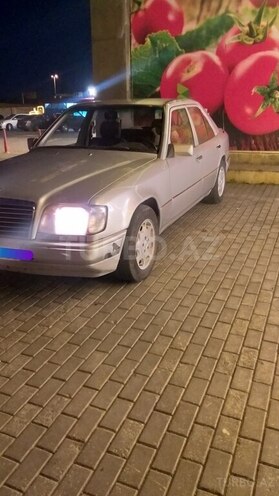 Mercedes E 200 1994, 390,000 km - 2.0 l - Bakı