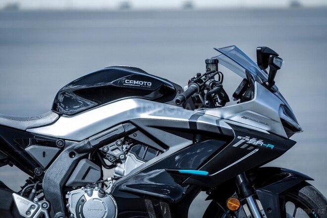 CFMOTO 675SR-R-9