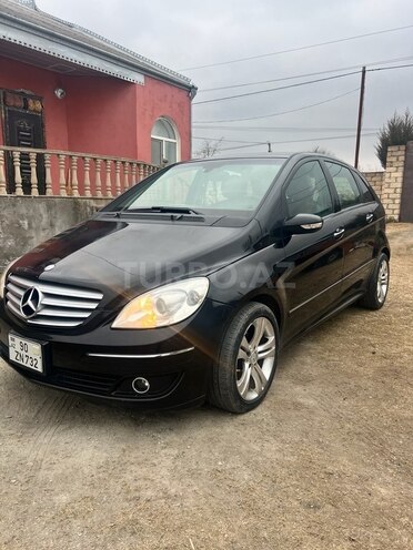 Mercedes B 170 2007, 187,000 km - 1.7 l - Füzuli