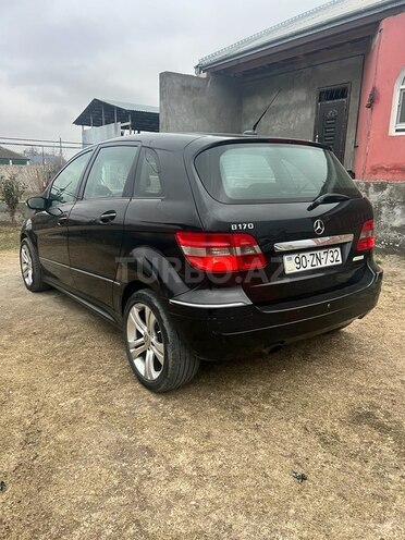 Mercedes B 170 2007, 187,000 km - 1.7 l - Füzuli