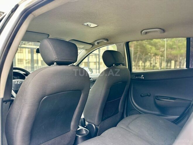Hyundai i20 2010, 236,000 km - 1.4 l - Sumqayıt