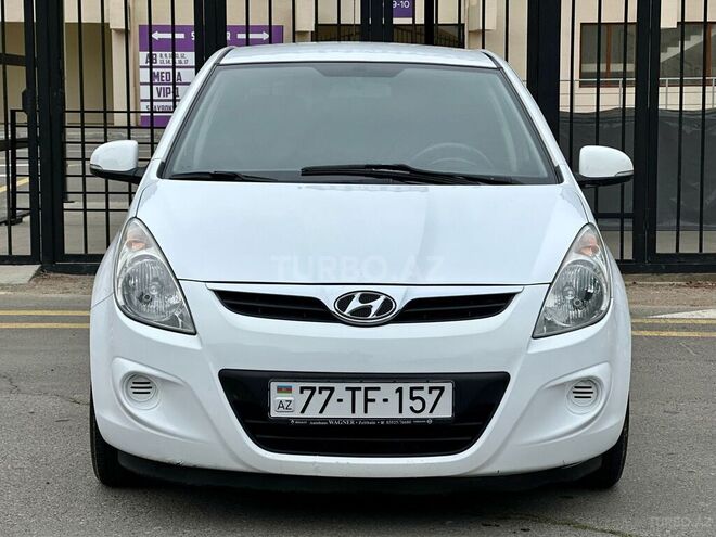 Hyundai i20 2010, 236,000 km - 1.4 l - Sumqayıt