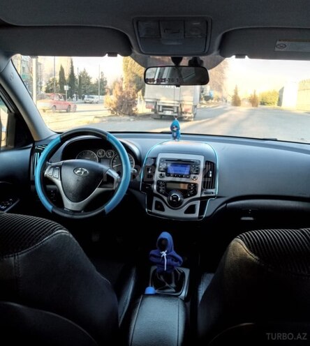 Hyundai i30 2009, 207,400 km - 1.4 l - İsmayıllı