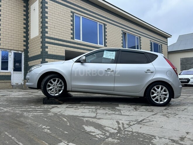 Hyundai i30 2009, 207,400 km - 1.4 l - İsmayıllı