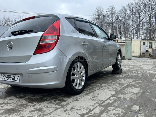 Hyundai i30 2009, 207,400 km - 1.4 l - İsmayıllı