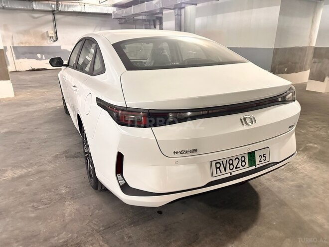 Changan Qiyuan A05 2024, 0 km - 1.5 л - Bakı