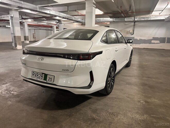 Changan Qiyuan A05 2024, 0 km - 1.5 л - Bakı