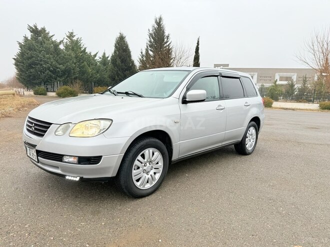 Mitsubishi Airtrek 2001, 296,000 km - 2.0 л - Tovuz