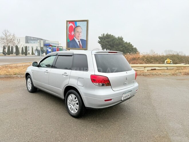 Mitsubishi Airtrek 2001, 296,000 km - 2.0 л - Tovuz