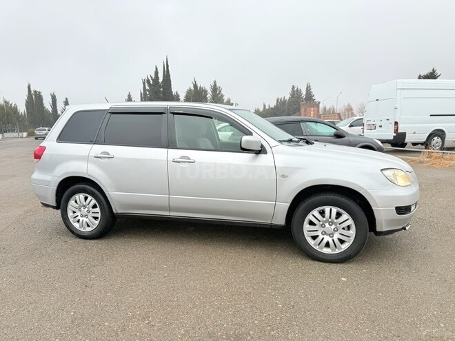 Mitsubishi Airtrek 2001, 296,000 km - 2.0 л - Tovuz