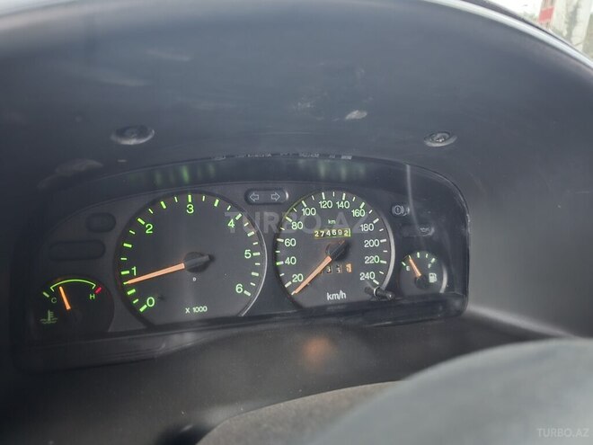 Ford Transit 2001, 275,000 km - 2.4 l - Mingəçevir