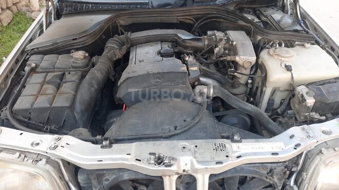 Mercedes C 220 1995, 280,000 km - 2.2 л - Bakı