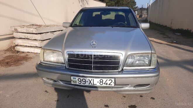 Mercedes C 220 1995, 280,000 km - 2.2 л - Bakı