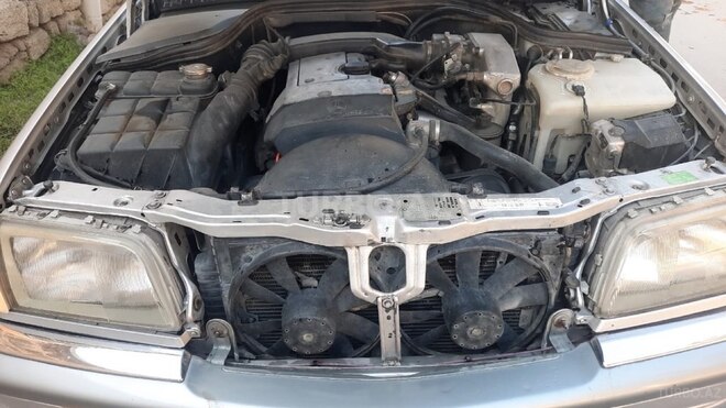 Mercedes C 220 1995, 280,000 km - 2.2 л - Bakı