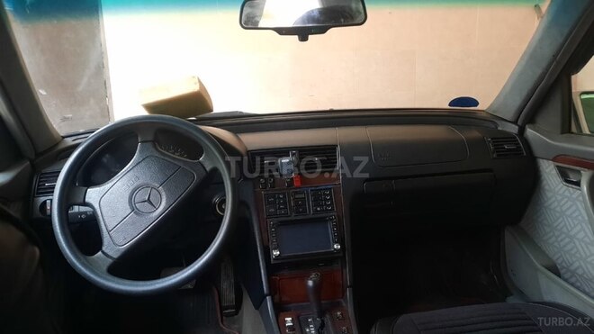 Mercedes C 220 1995, 280,000 km - 2.2 л - Bakı