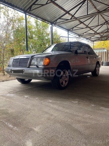 Mercedes E 220 1994, 500,000 km - 2.2 л - Beyləqan