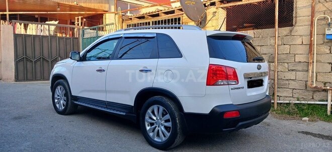 Kia Sorento 2009, 236,000 km - 2.0 l - Bakı