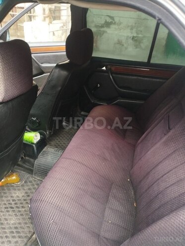 Mercedes E 300 d 1991, 300,000 km - 3.0 л - Bakı