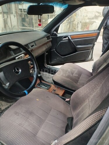 Mercedes E 300 d 1991, 300,000 km - 3.0 л - Bakı