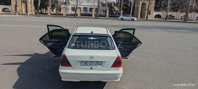 Mercedes C 180 1995, 300,000 km - 1.8 l - Mingəçevir