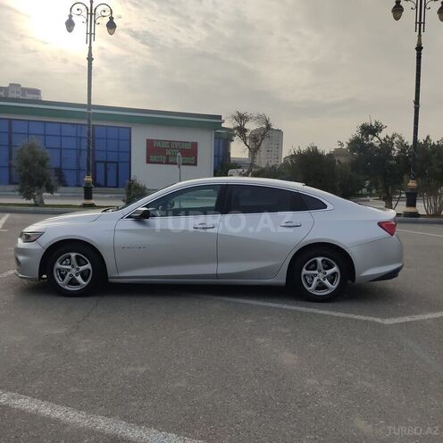 Chevrolet Malibu-9