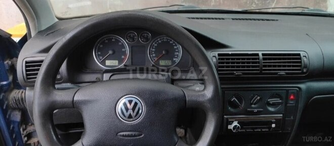 Volkswagen Passat 2003, 573,725 km - 2.0 л - Balakən