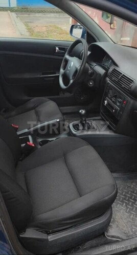 Volkswagen Passat 2003, 573,725 km - 2.0 л - Balakən