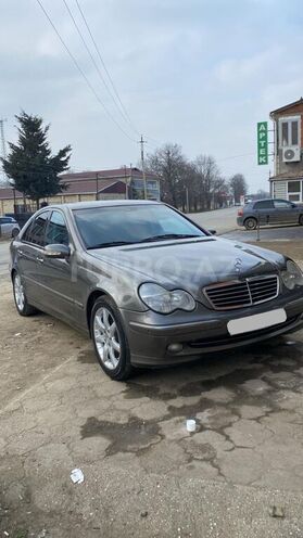 Mercedes C 240 2000, 440,000 km - 2.4 l - Masallı