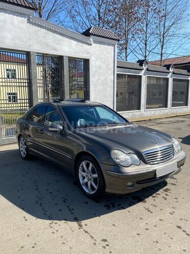Mercedes C 240 2000, 440,000 km - 2.4 l - Masallı